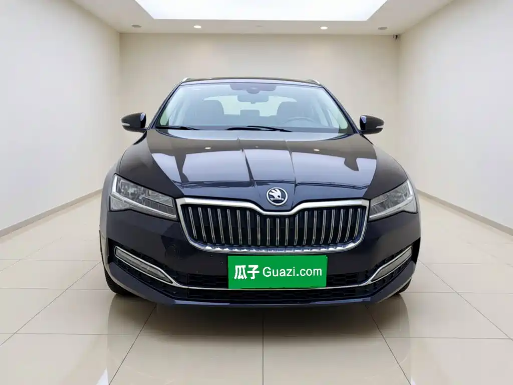 Skoda Superb 2024 — фото 2