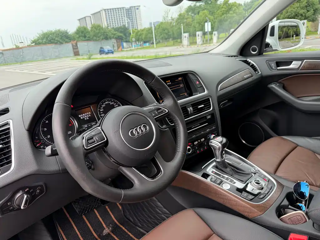 Audi Q5 2016