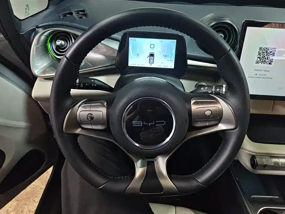 BYD Dolphin 2022 — фото 15