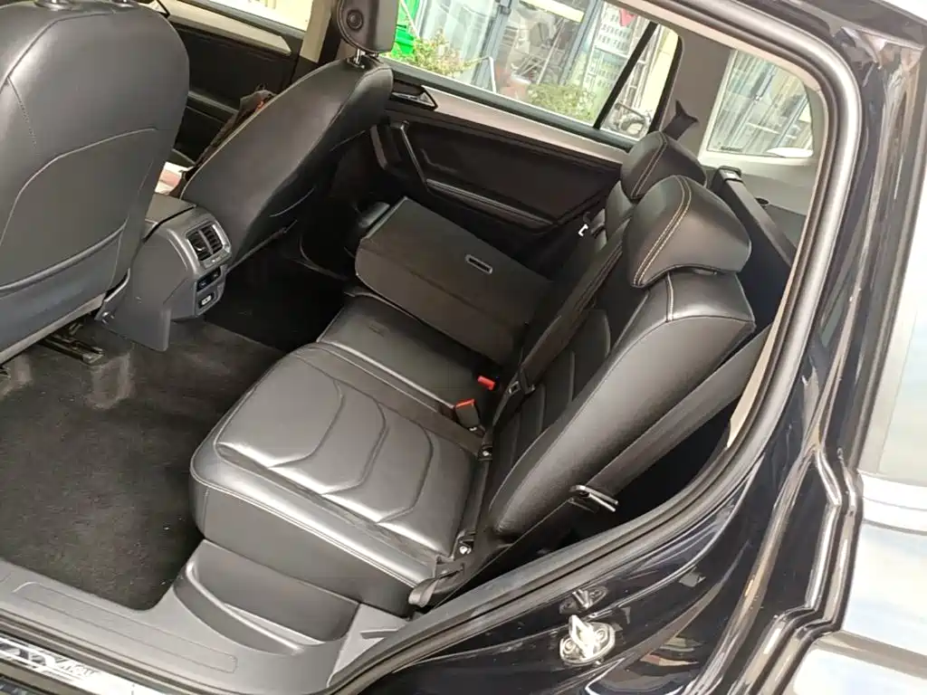 Volkswagen Tiguan L 2018 — фото 17