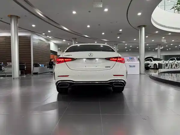 Mercedes-Benz C-Class 2023