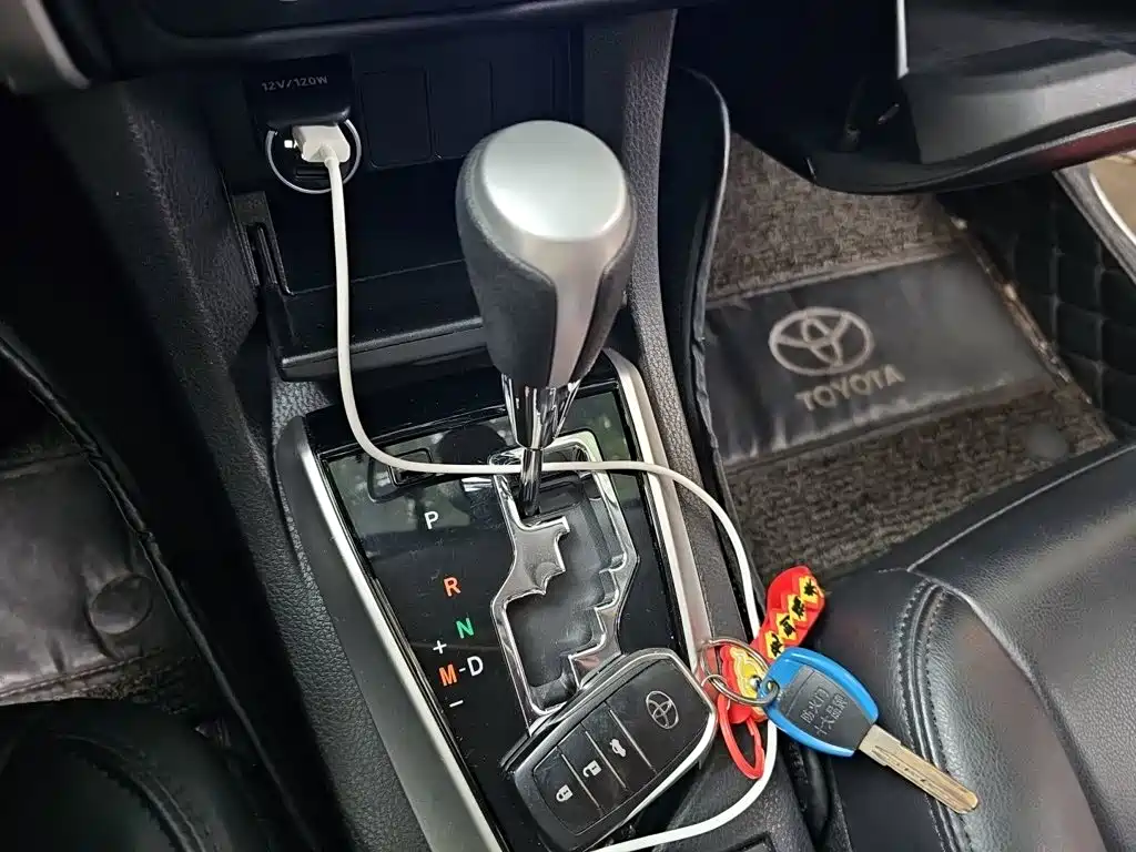 Toyota Corolla 2019 — фото 15