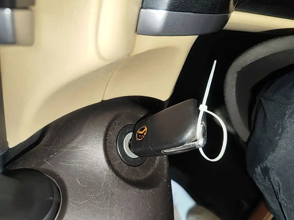 Toyota Vios 2015 — фото 9