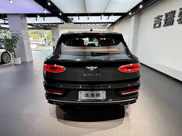Bentley Bentayga 2021