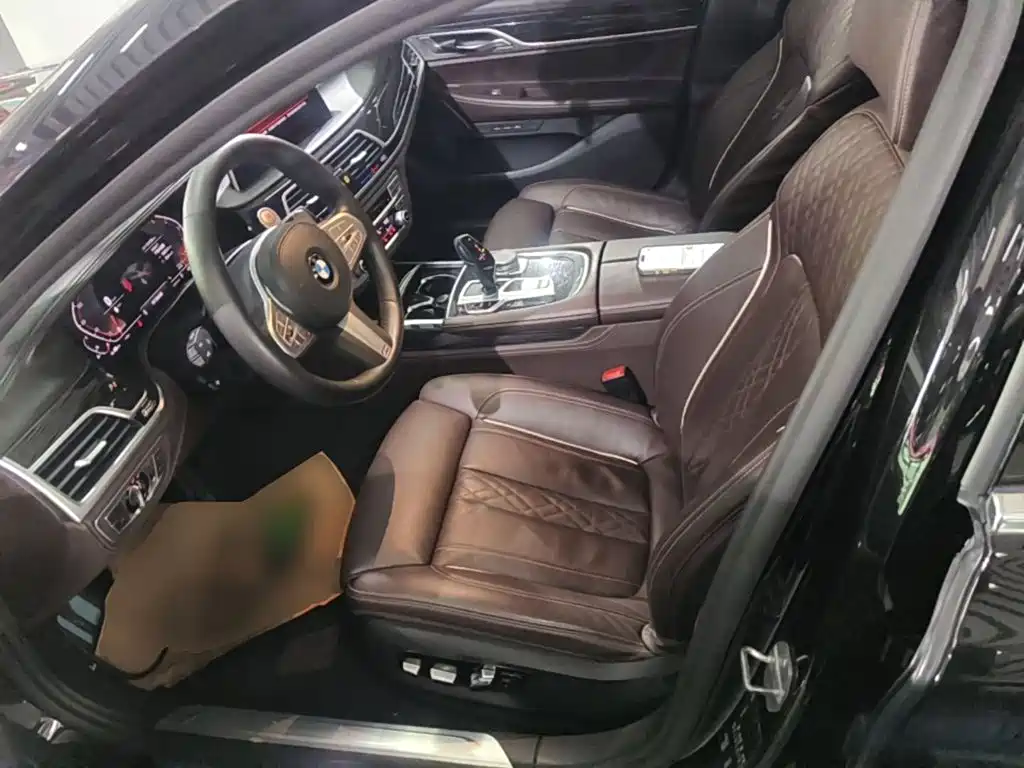 BMW 7 Series 2020 — фото 15
