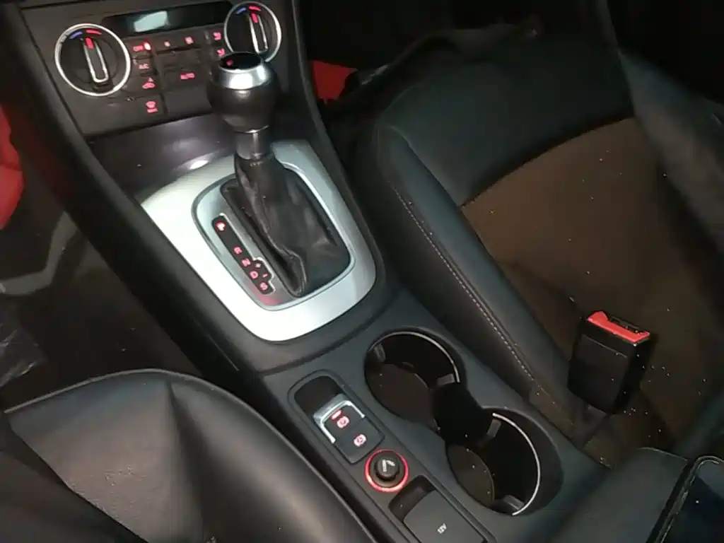 Audi Q3 2017 — фото 14