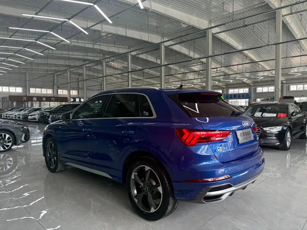 Audi Q3 2022