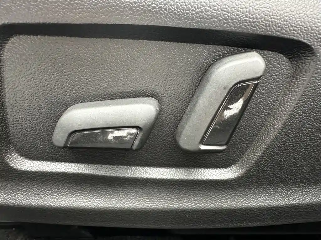 Hyundai Elantra 2023 — фото 13