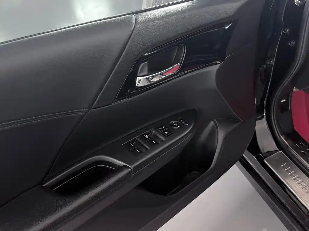 Honda Accord 2017 — фото 4