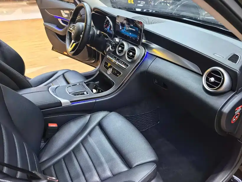Mercedes-Benz C-Class 2019