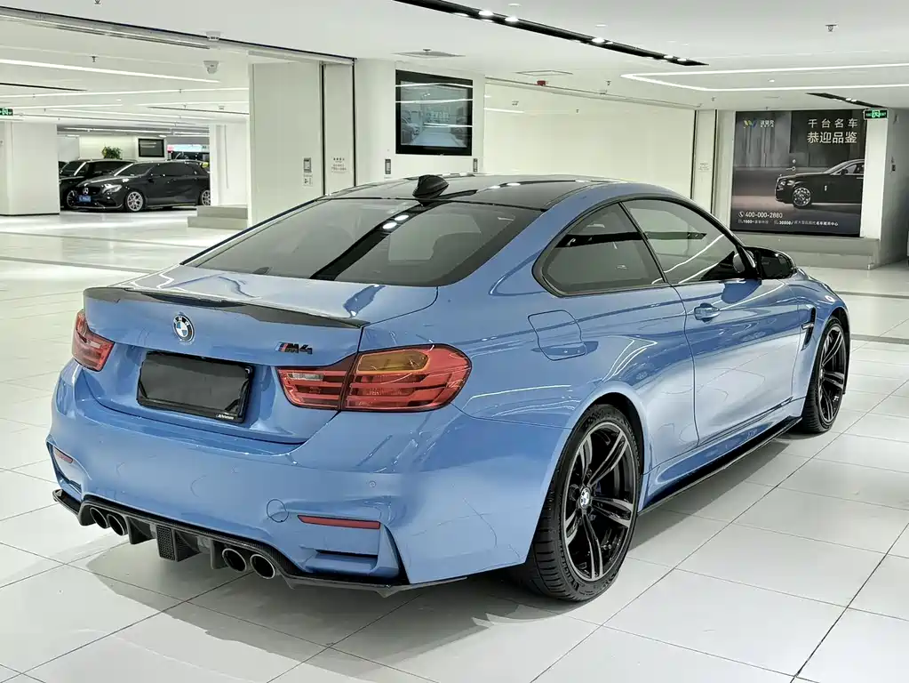 BMW M4 2016 — фото 7