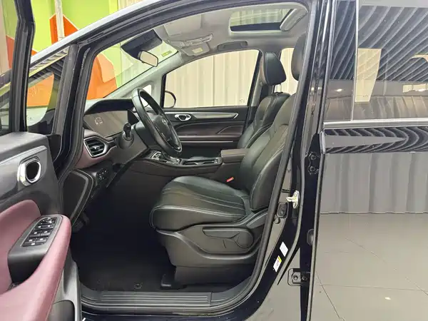 GAC Trumpchi M6 2022