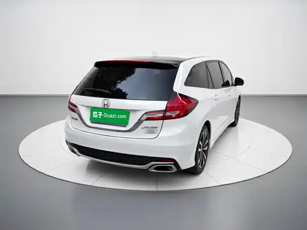 Honda Jade 2018