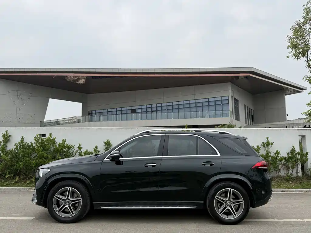 Mercedes-Benz GLE 2021 — фото 10