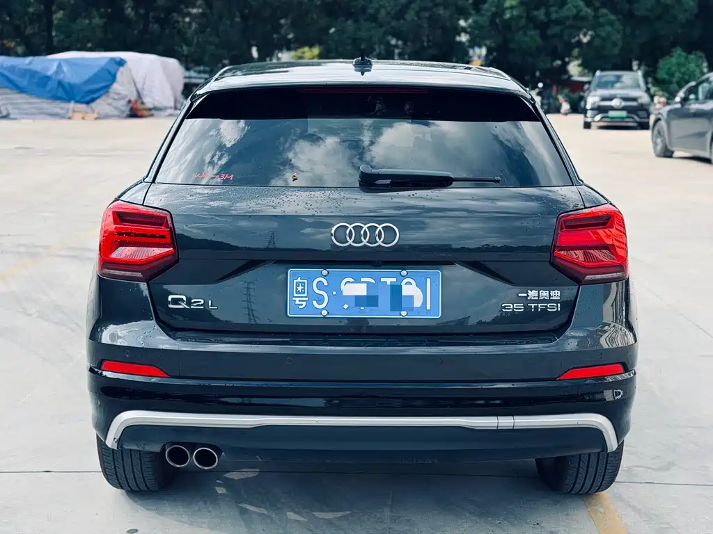Audi Q2L 2019 — фото 5