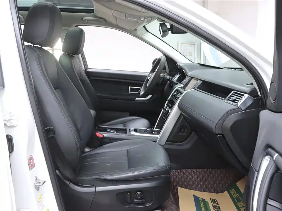 Land Rover Discovery Sport 2019 — фото 18