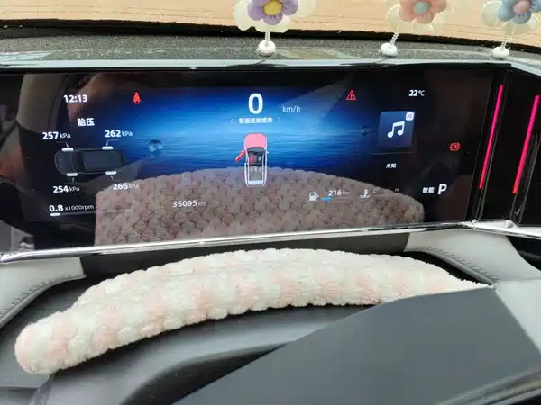 Geely Boyue L 2024