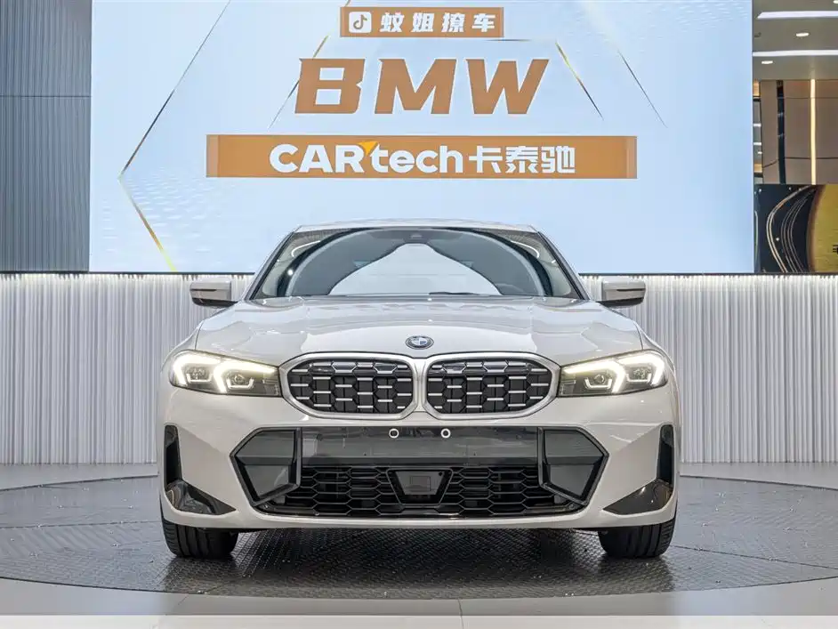 BMW 3 Series 2025 — фото 1