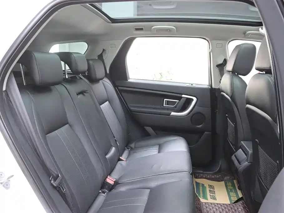 Land Rover Discovery Sport 2019 — фото 17