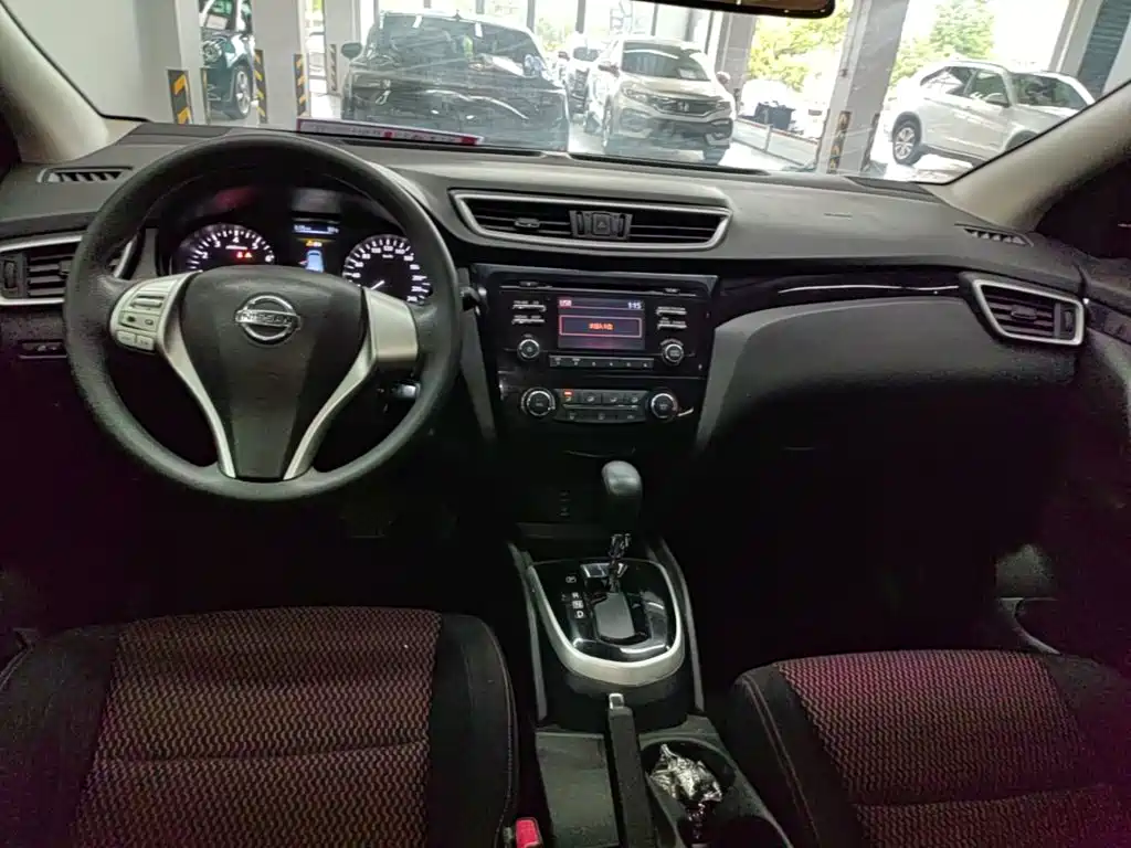 Nissan Qashqai 2017 — фото 10
