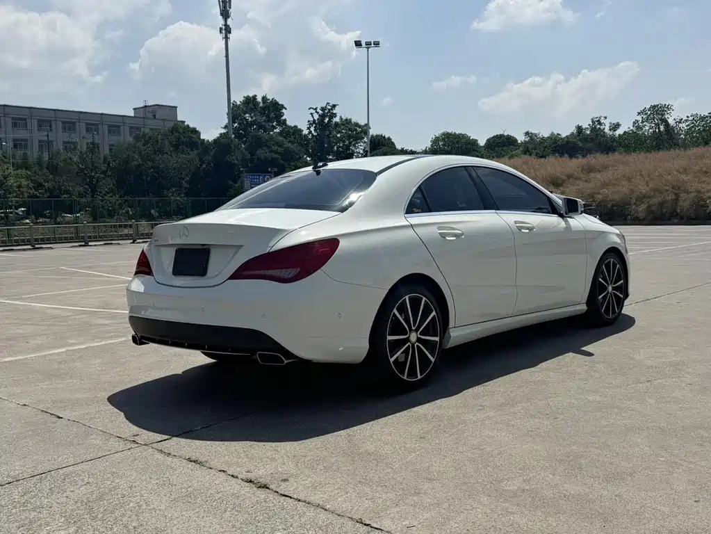 Mercedes-Benz CLA 2015 — фото 14