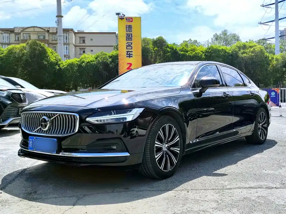 Volvo S90 2021 — фото 1