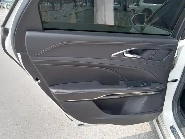 Ford Taurus 2017