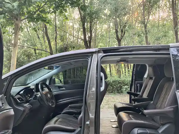 Buick GL8 2022