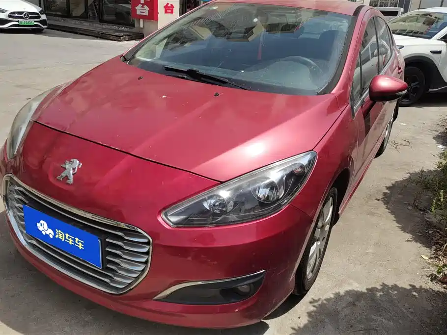 Peugeot 308 2015