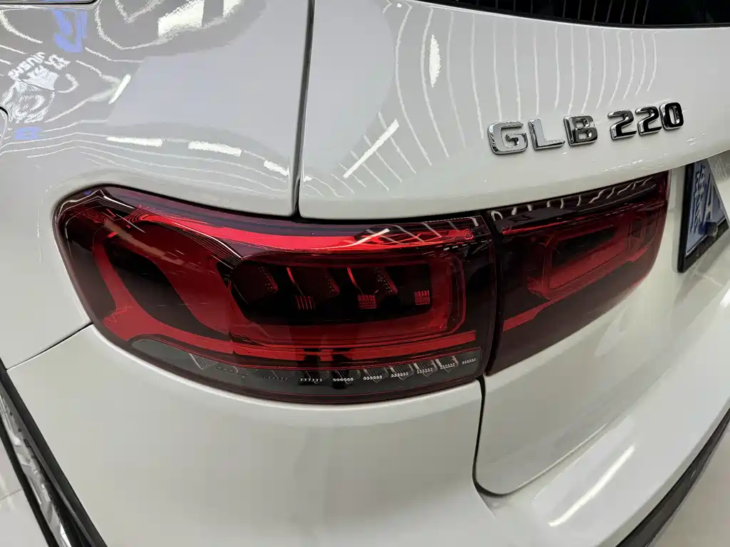 Mercedes-Benz GLB 2022 — фото 11
