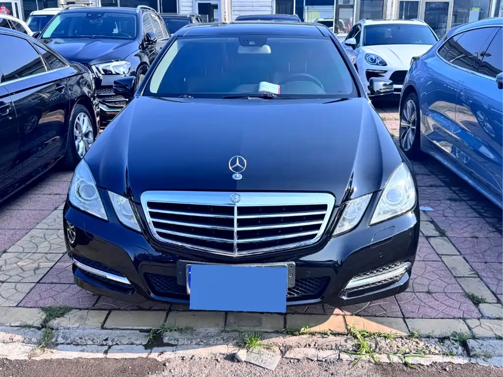 Mercedes-Benz E-Class 2012