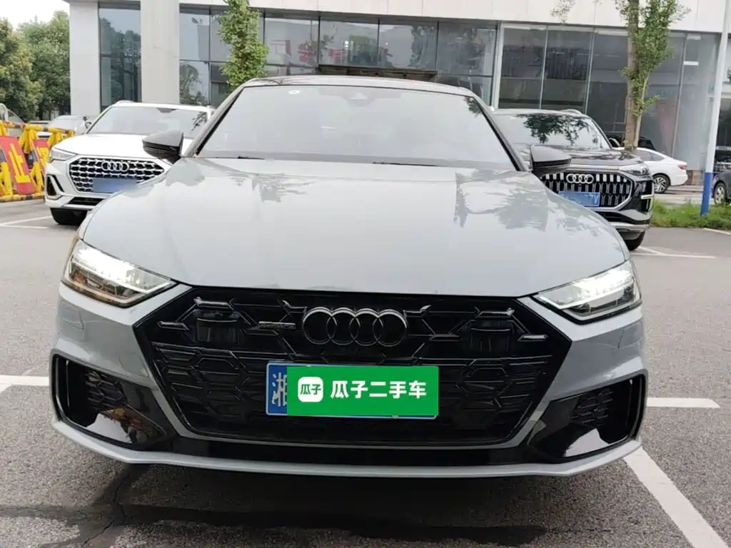 Audi A7L 2025 — фото 3