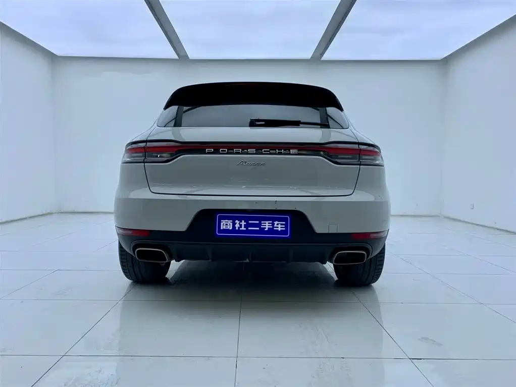 Porsche Macan 2020