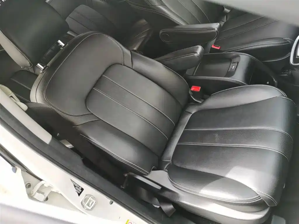 GAC Motor Trumpchi M6 2020 — фото 25