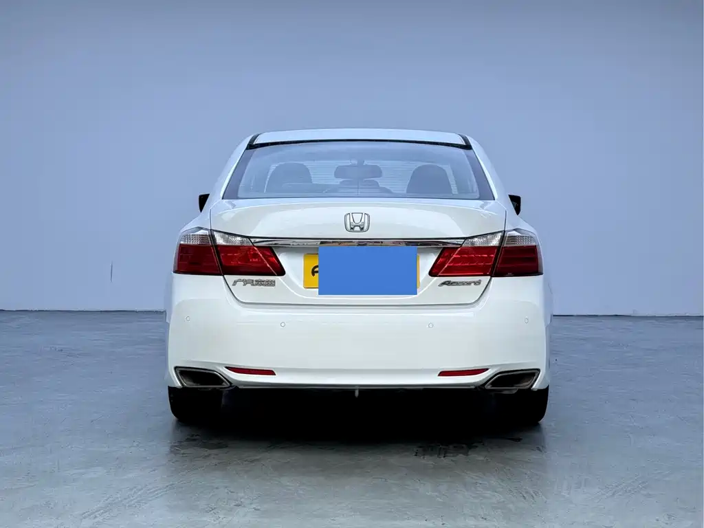 Honda Accord 2014 — фото 8