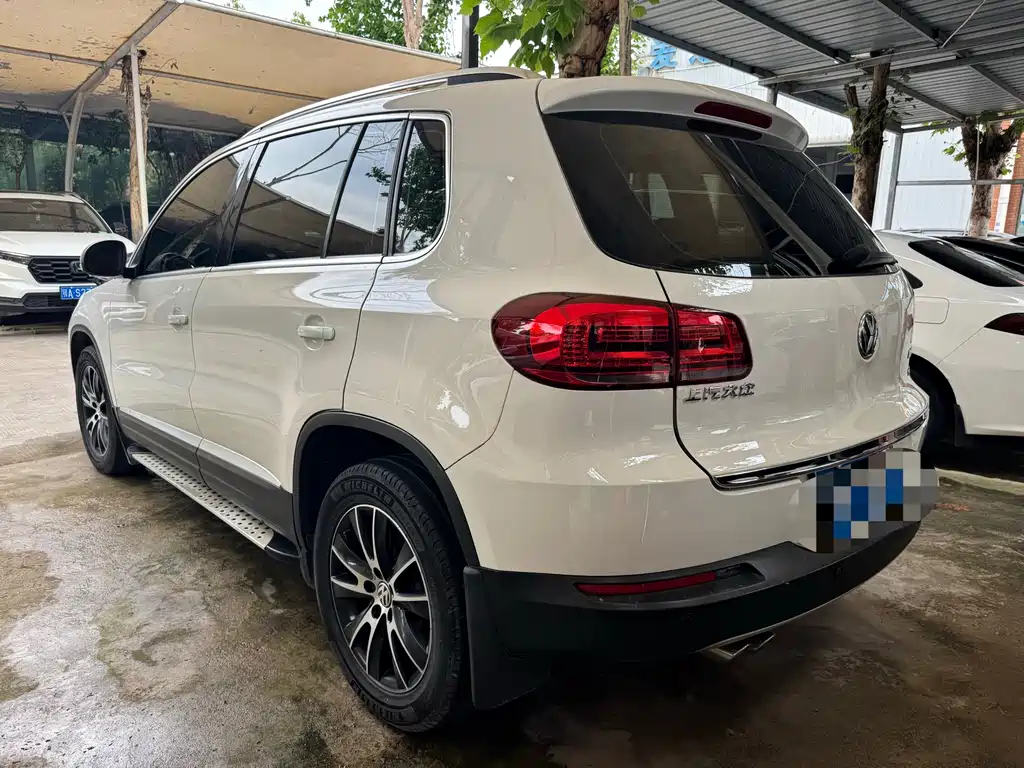 Volkswagen Tiguan 2016 — фото 12
