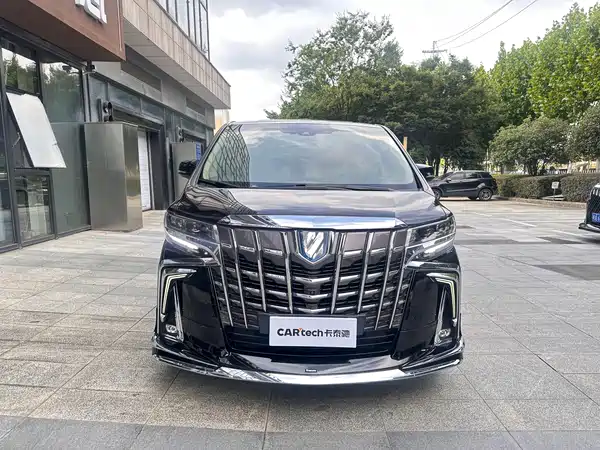 Toyota Alphard 2022
