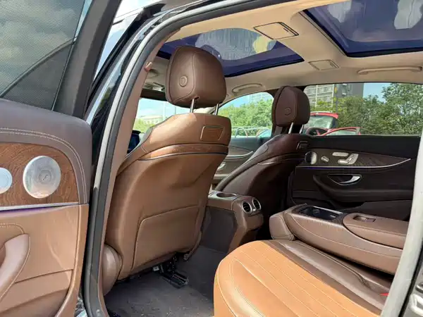 Mercedes-Benz E-Class 2019