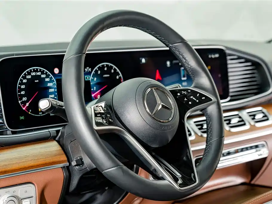 Mercedes-Benz GLE 2025 — фото 11
