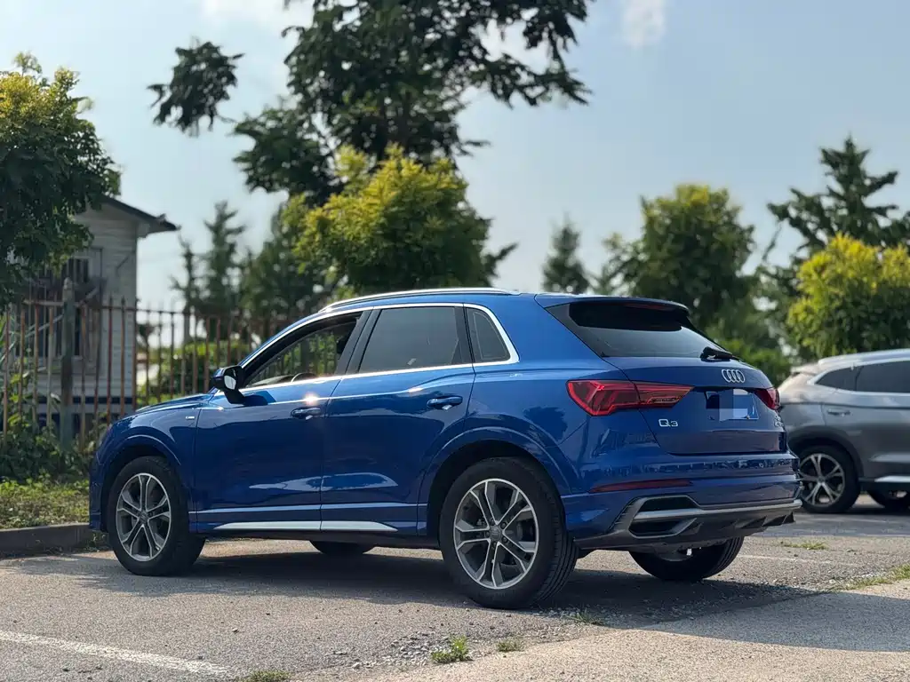 Audi Q3 2021