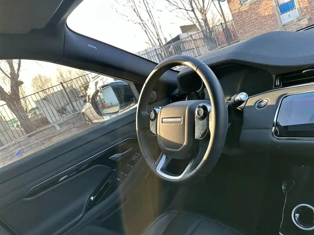 Land Rover Evoque 2020 — фото 19