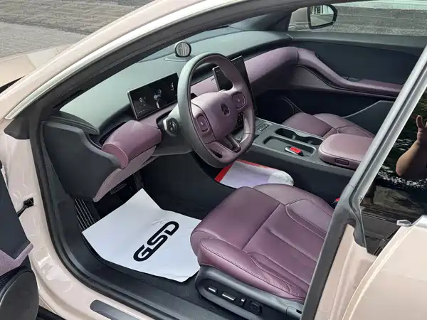NIO ET5T 2024