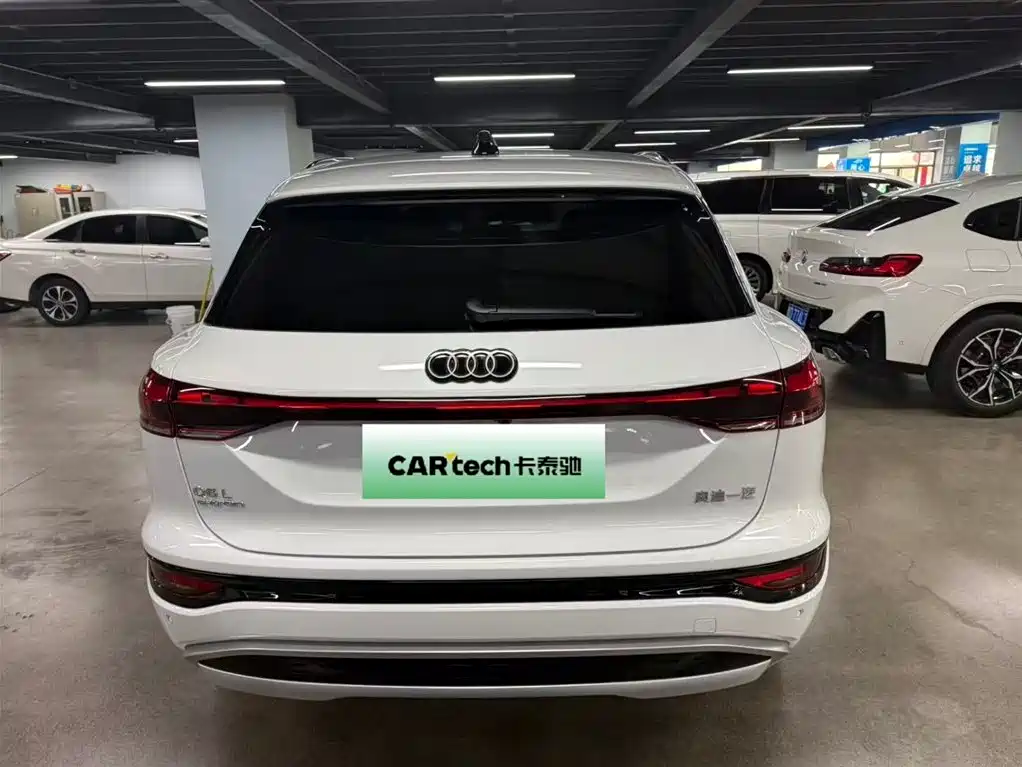Audi Q6L e-tron 2026 — фото 9