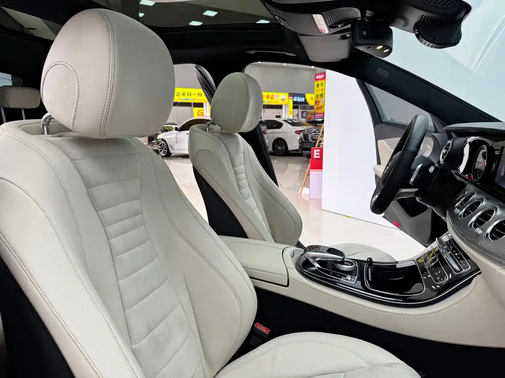Mercedes-Benz E-Class 2017 — фото 15
