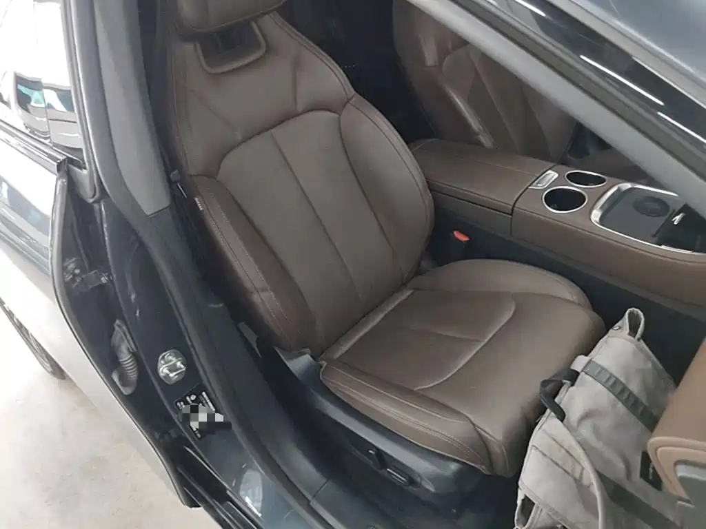 Leapmotor C01 2023 — фото 25