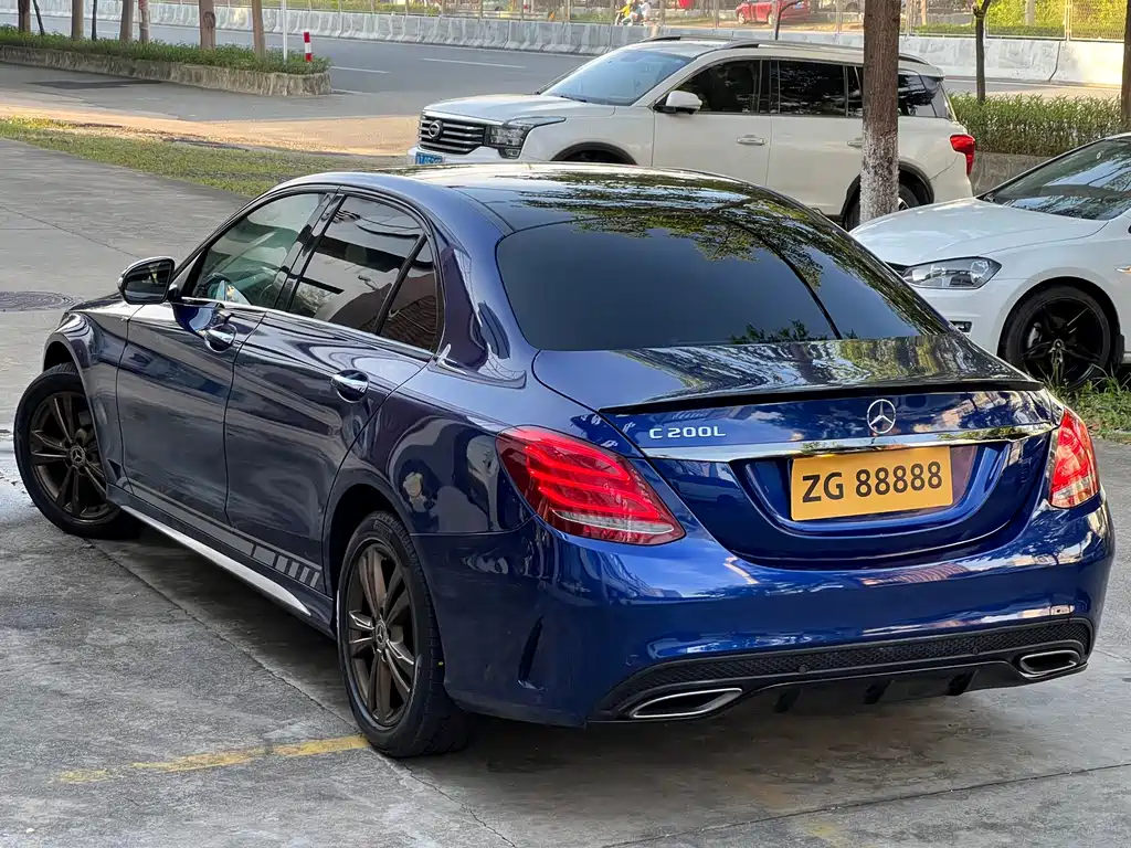 Mercedes-Benz C-Class 2018