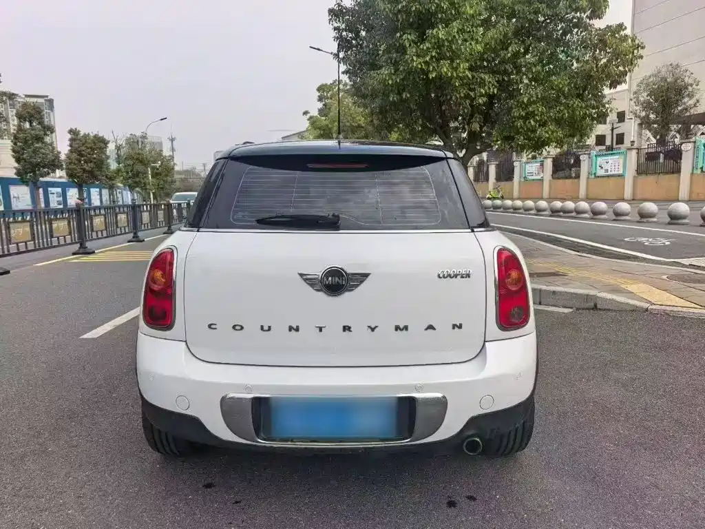 MINI Countryman 2015