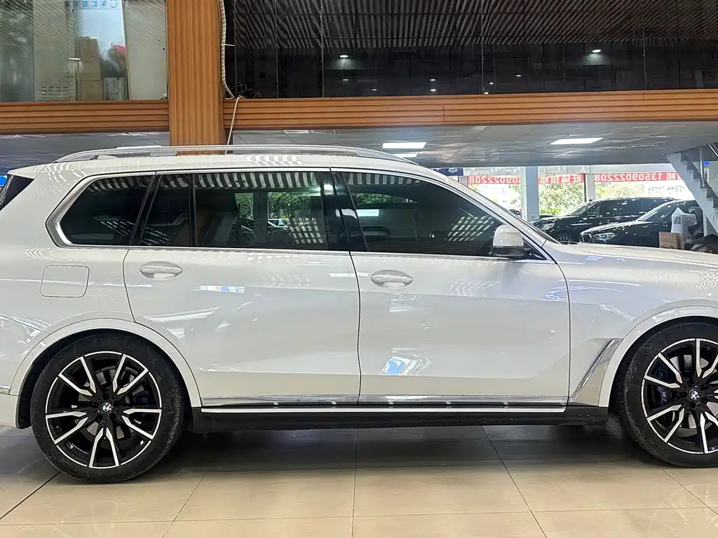 BMW X7 2020 — фото 3