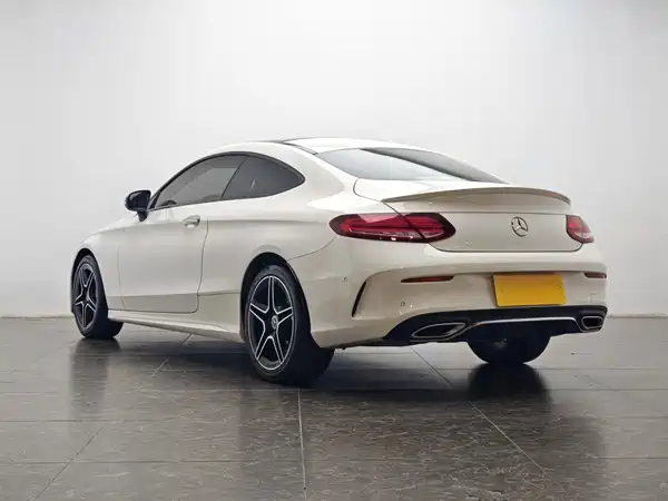 Mercedes-Benz C-Class 2020
