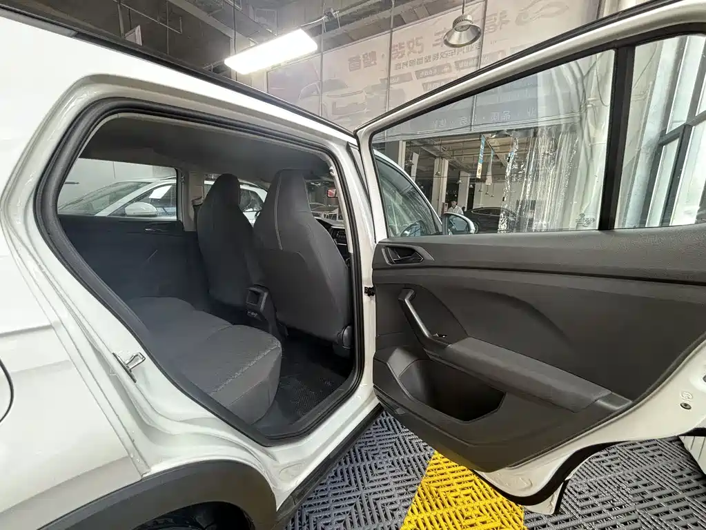 Volkswagen T-Cross 2023 — фото 21